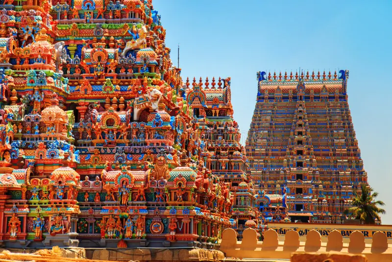 Exemple d'architecture dravidienne et gopuram monumental du temple de Sri Ranganathaswamy